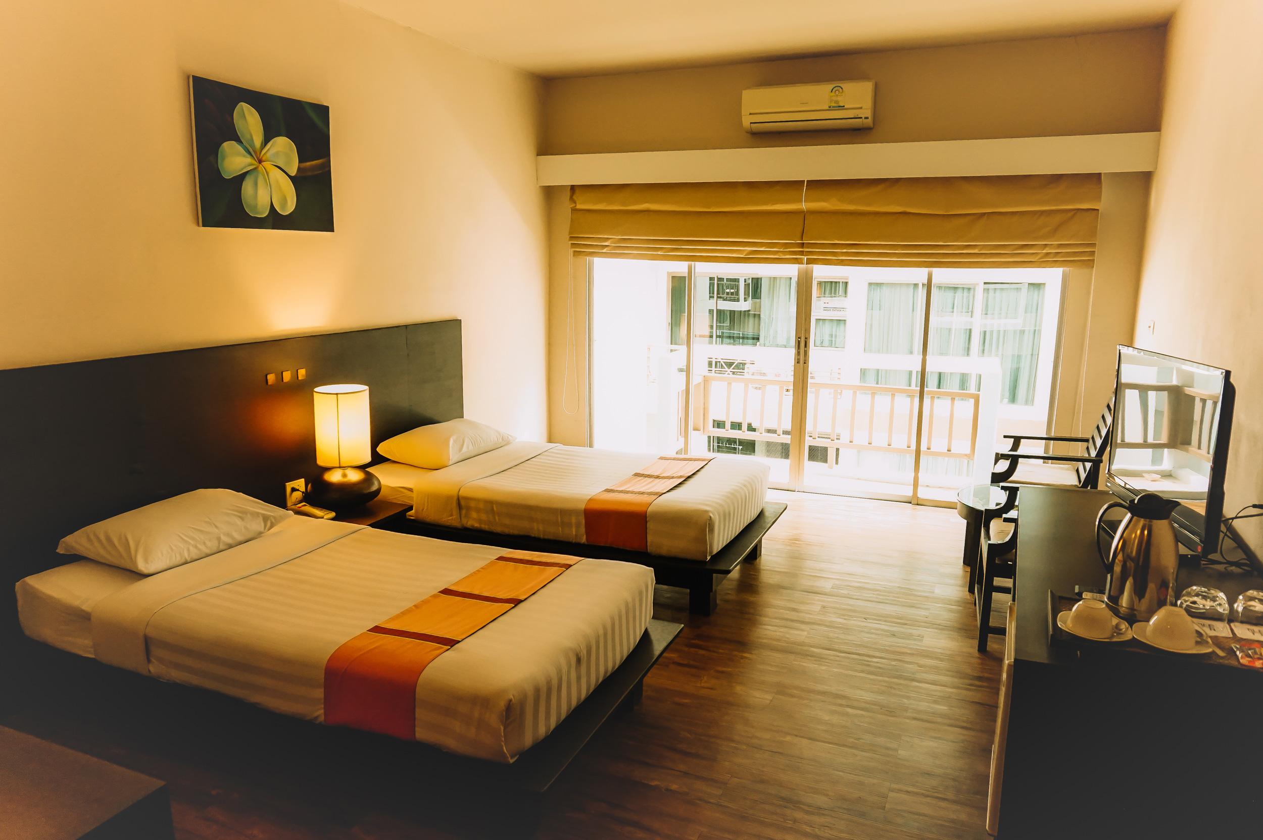 Kokotel Pattaya South Beach Exterior photo