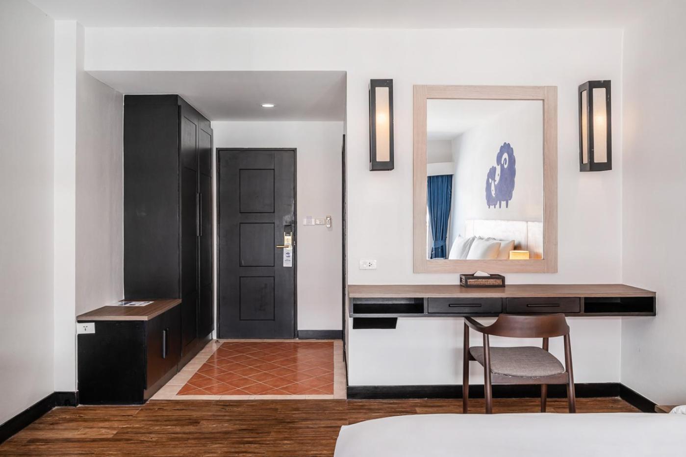 Kokotel Pattaya South Beach Room photo