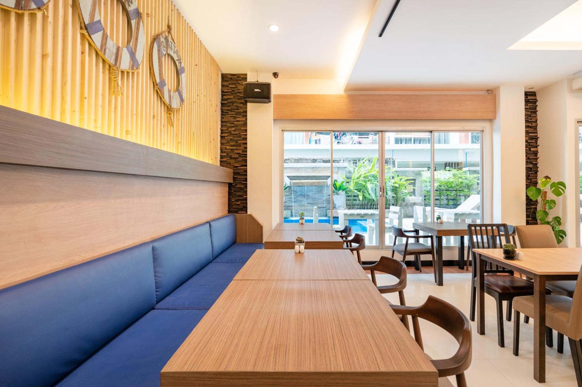 Kokotel Pattaya South Beach Exterior photo